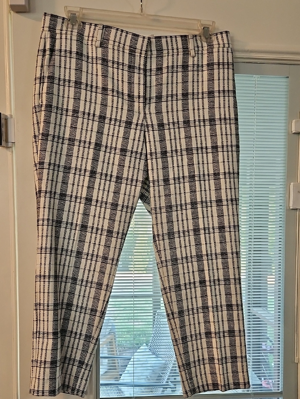 Ann Taylor Black and White Plaid Women's Pants